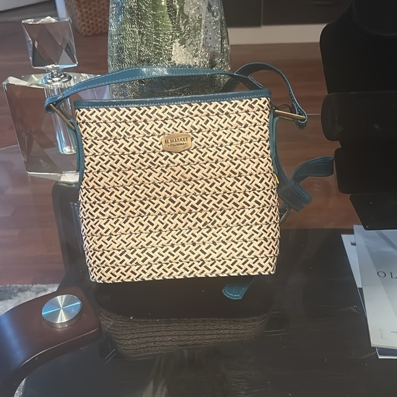 Columbia Handbags - El Market (Colombia)Blue and Tan Woven Women's Bag.